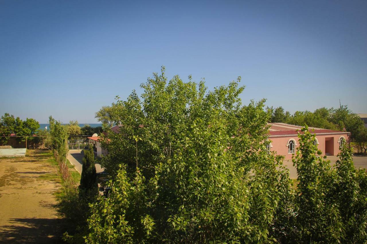 Mavi Dalga Beach Hotel Baku Exterior photo